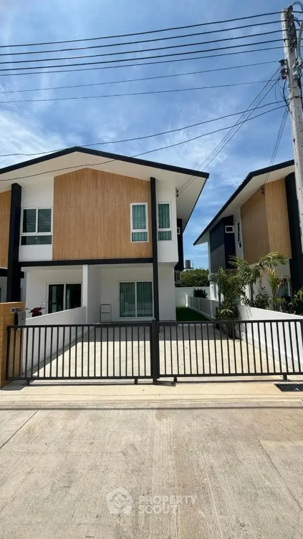 image_rental-17656976