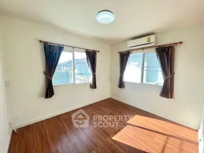 image_rental-30698514