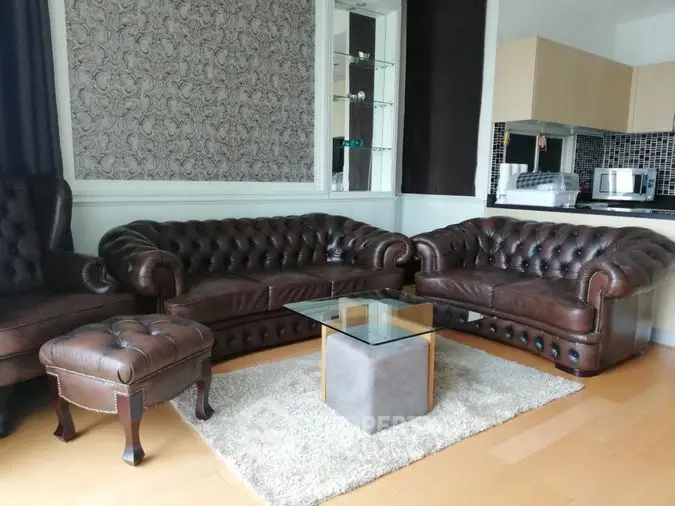 Fully Furnished 1 Bedroom Condo at Wind Ratchayothin Livingroom