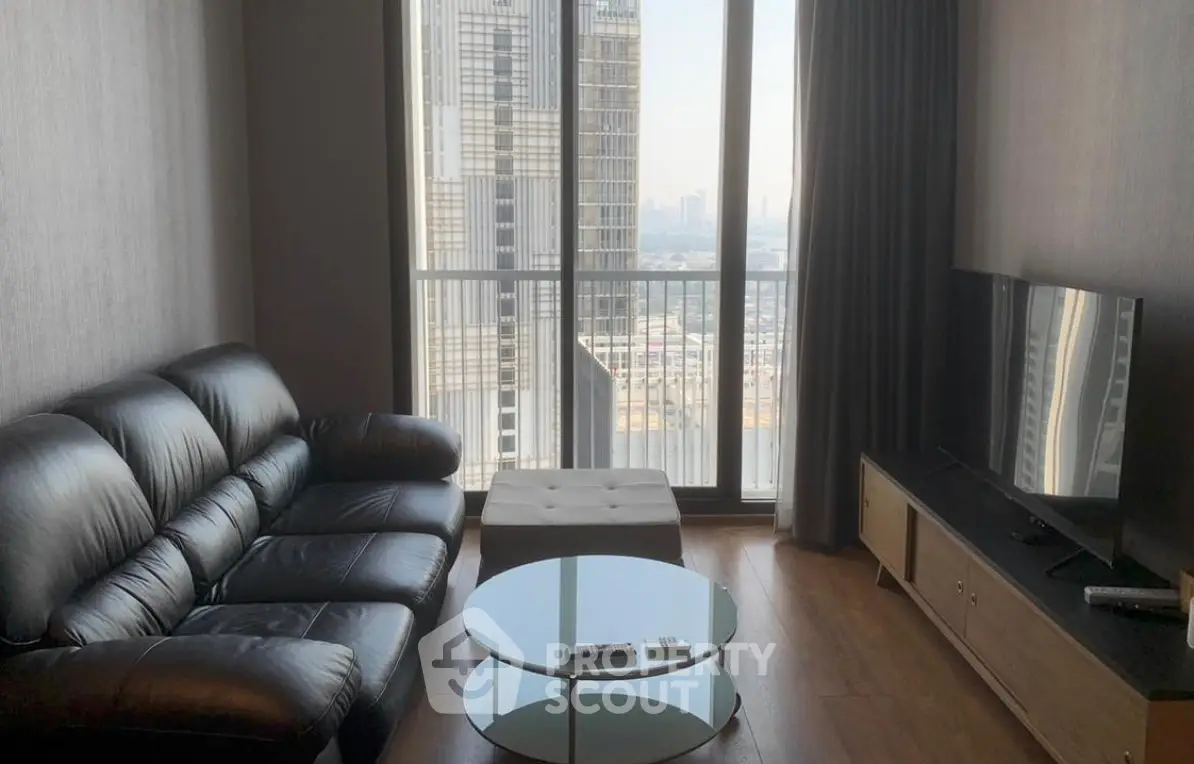 Screenshot 2569-03-23 at 22.12.45.jpg