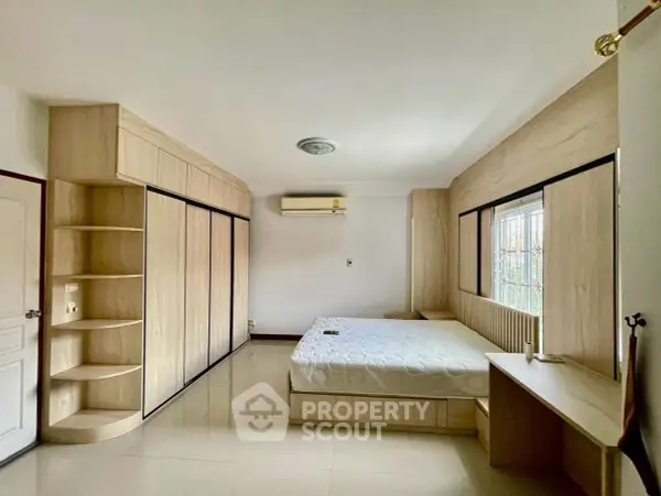 image_rental-26485367