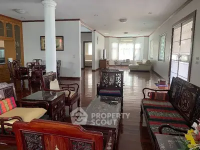 image_rental-31003762