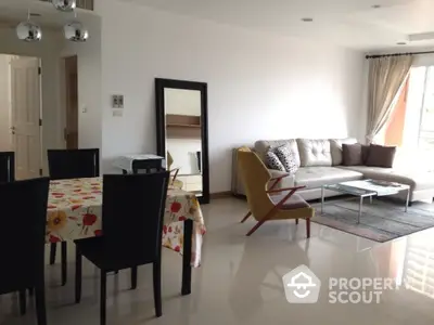  2 Bedrooms Condo at The Rise Sukhumvit 39-3