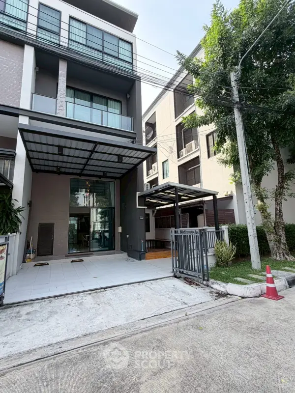 image_rental-29926704