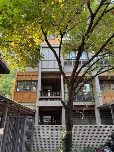 image_rental-30618723