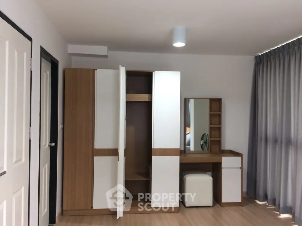  1 Bedroom Condo at Chateau In Town Ratchada 20-1