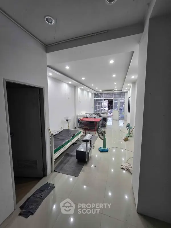 image_rental-26606345