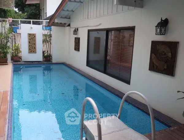 image_rental-13273990