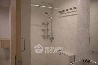 Fully Furnished 2 Bedrooms Apartment at College Haus-2