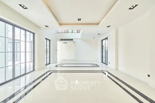 image_rental-27780973