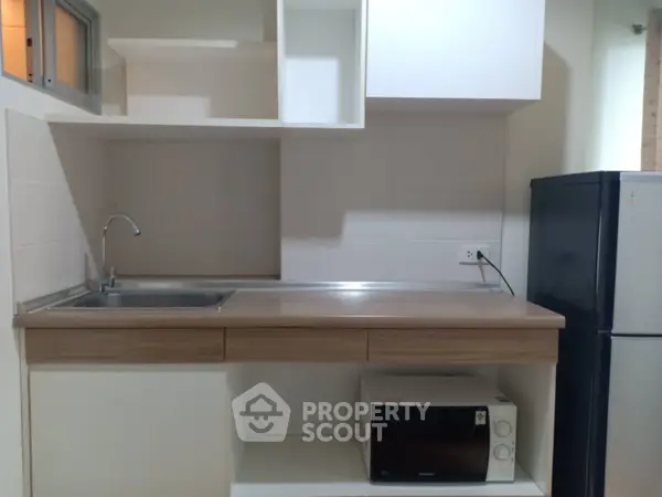 image_rental-6821605