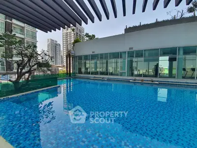 Fully Furnished 1 Bedroom Condo at Ideo Phahoi Chatuchak-3