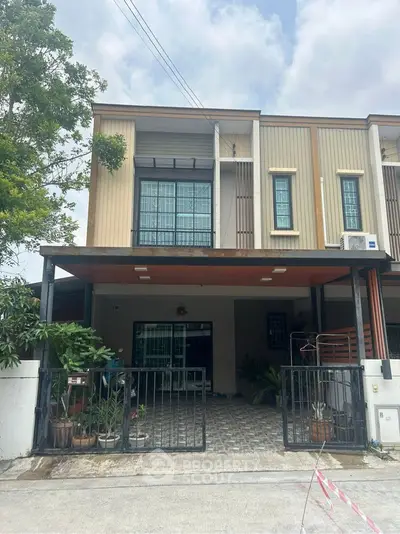 image_rental-26796056