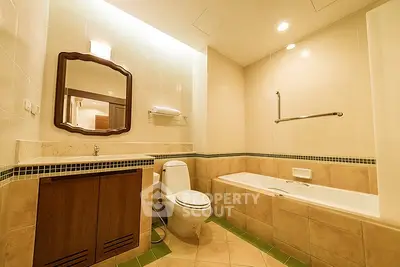 Fully Furnished 1 Bedroom Apartment at บ้านมนธิดา เซอร์วิส เรสซิเด้นท์-4